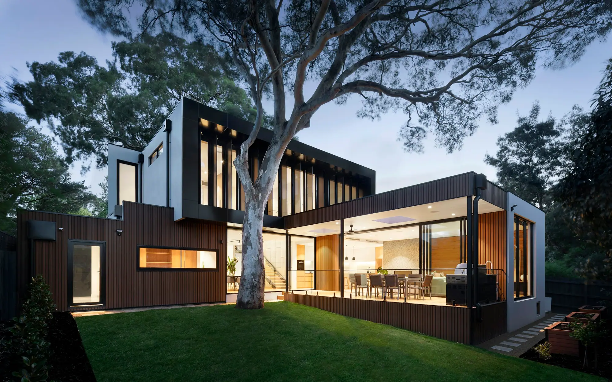 Pavilion cantilever in tropical landscape