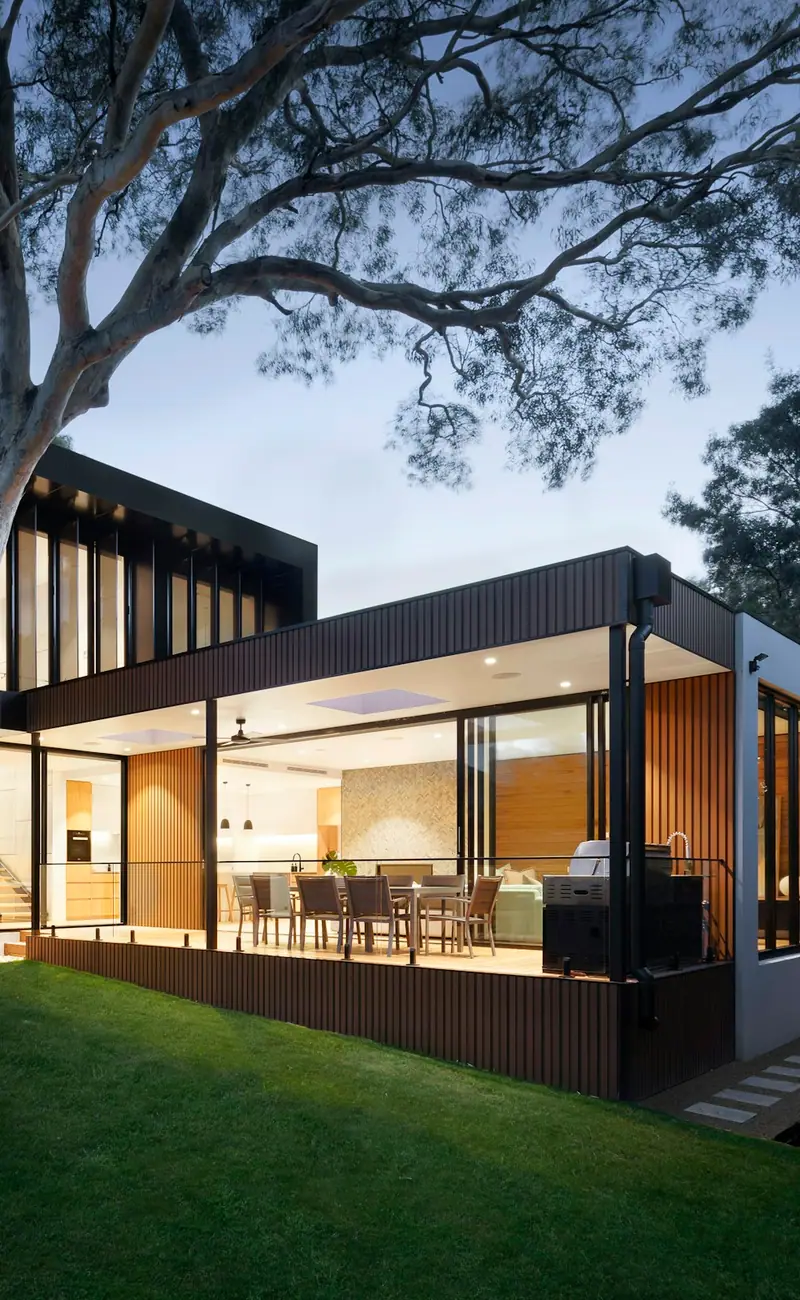 Architectural facade reacting to sun path study